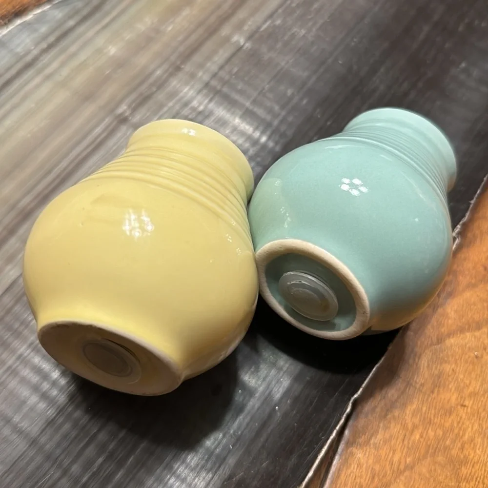 Vintage Mid Century S&P Ceramic Art Pottery Sea Foam Green & Yellow Shakers